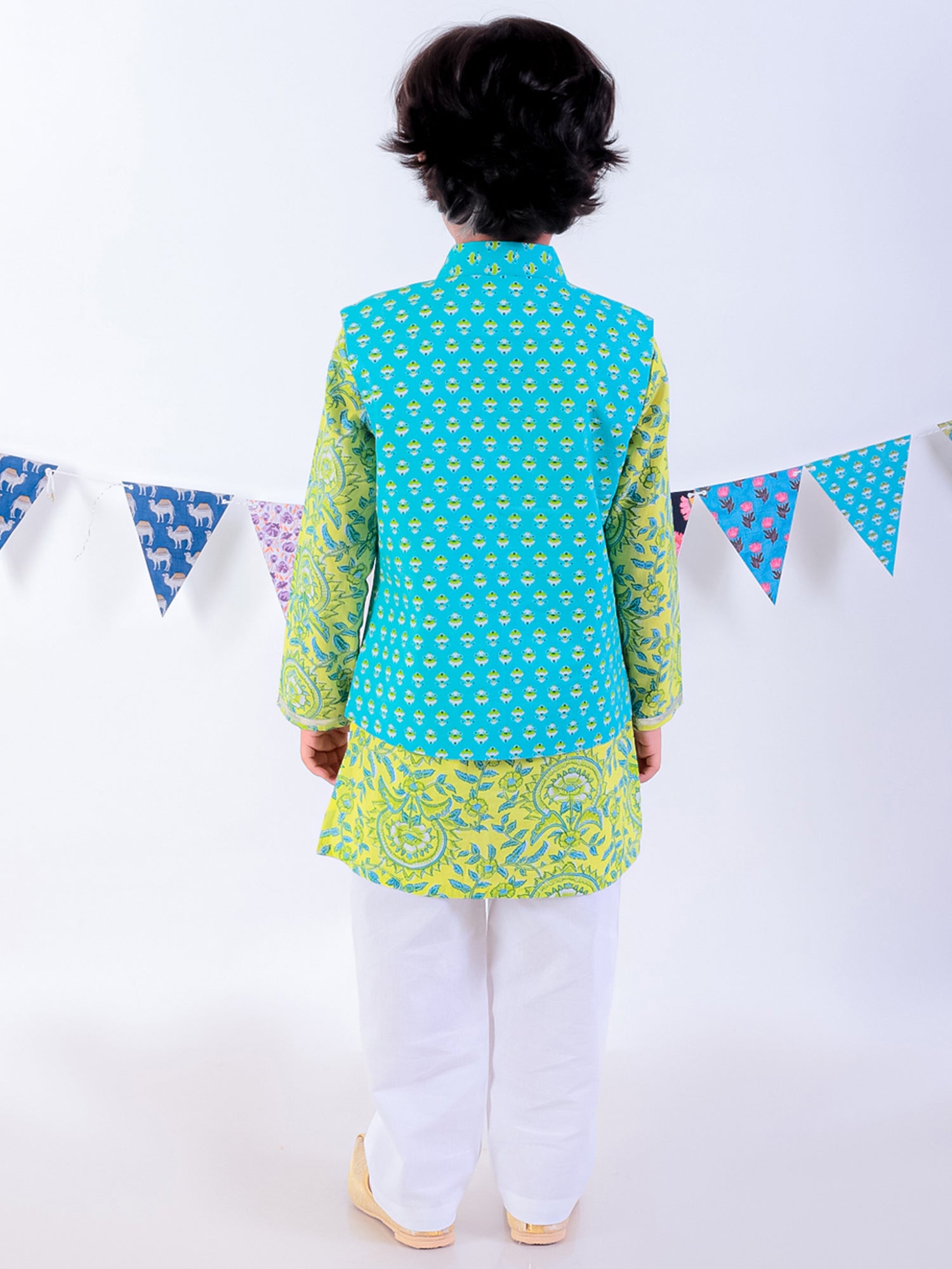 Boys Green Kurta and Pyjama with Jacket Ethnic Set - Kee&Ka