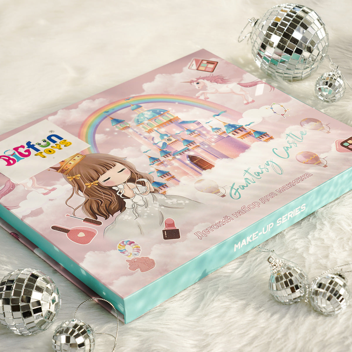 28 Pieces Make Up & Accessory Kit - Kee&Ka