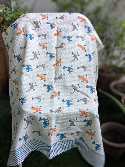 Tiger Towels+Shark Goggles+Blue Fish Cap Combo